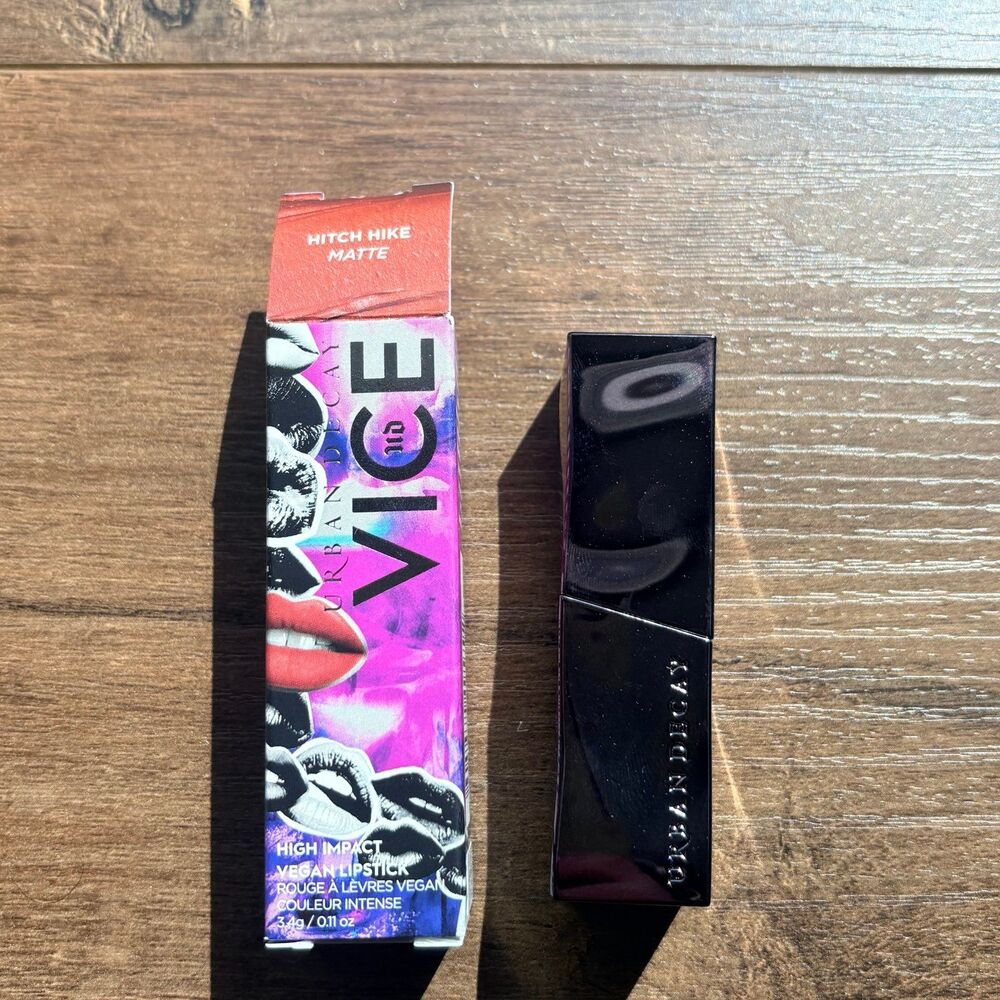 Urban Decay Vice Lipstick - brand new in box - Witch Hike